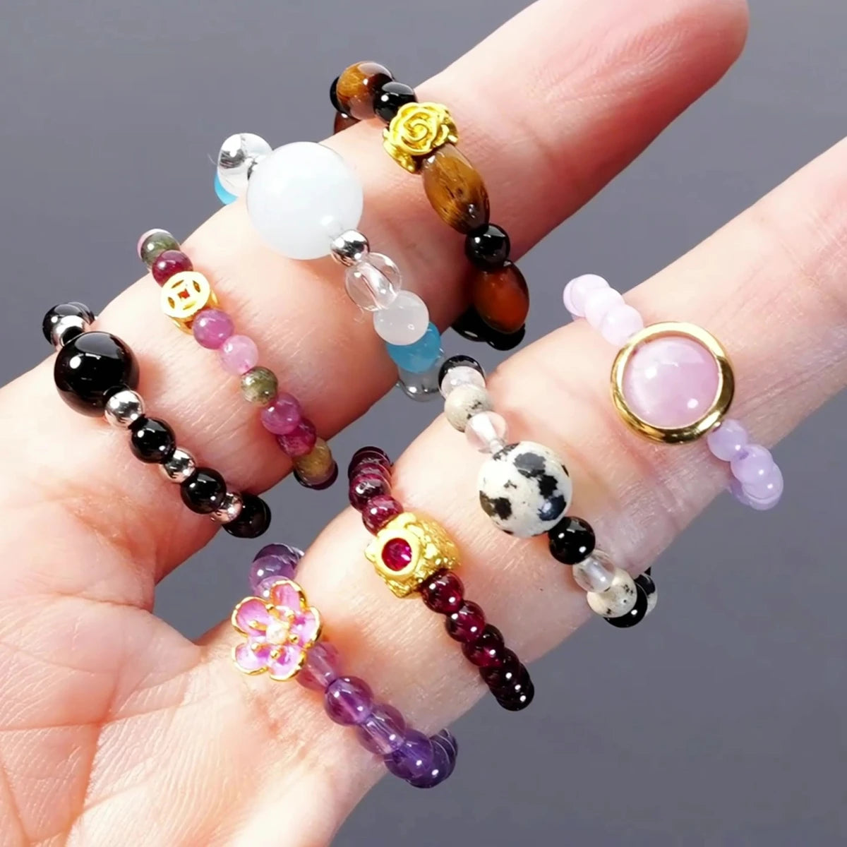 JD Natural Stone Small Bead Crystal Rings for Women Trendy Bohe Handmade Stretch Rings Reiki Healing Party Gifts Couple Jewelry
