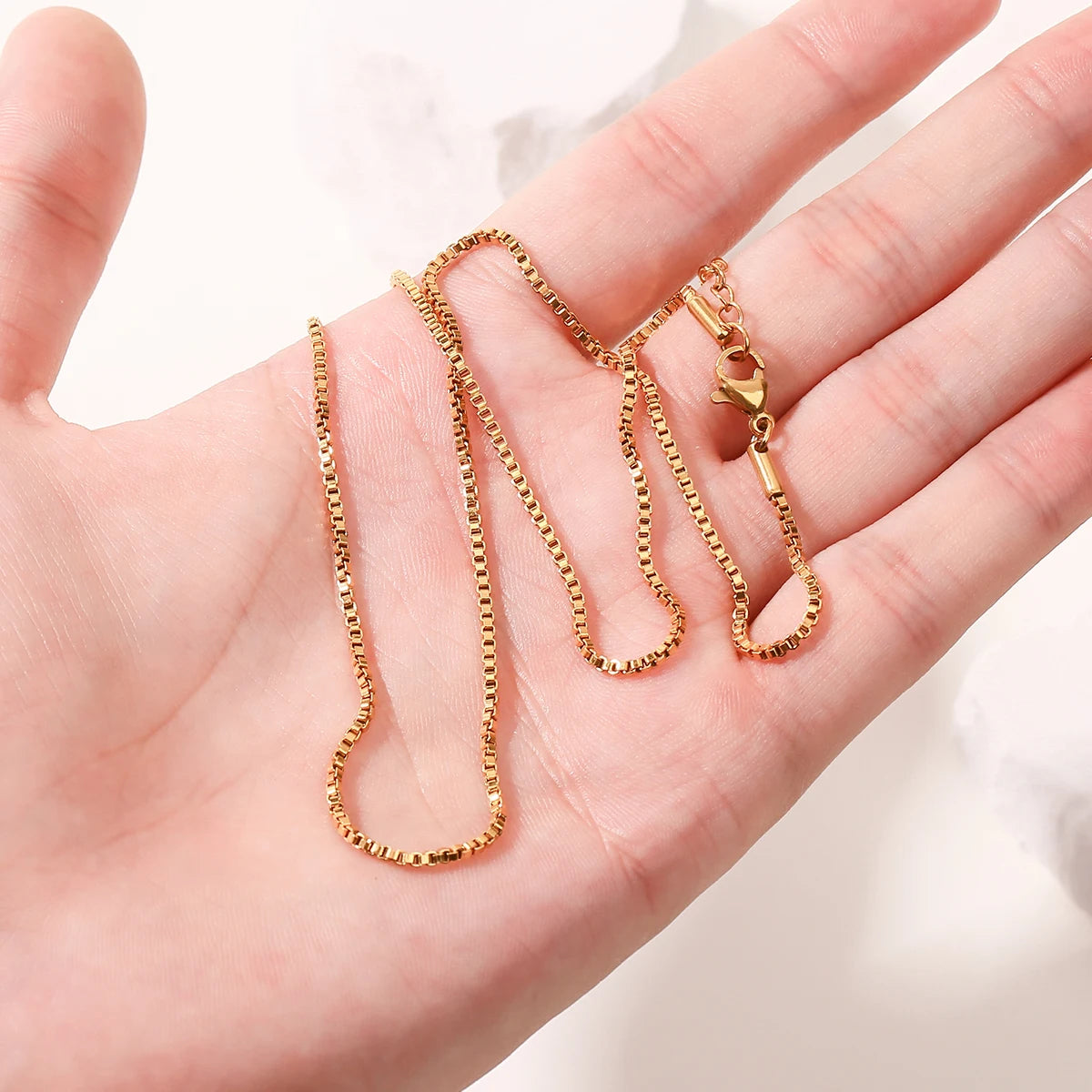 JD Natural Stone Pandent Box Chain Necklaces for Women Creative DIY Crystal Charm Stainless Steel Clavicle Necklace Accessory